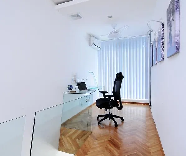 ヴィラ 4br Minggu - Minggu スミニャック